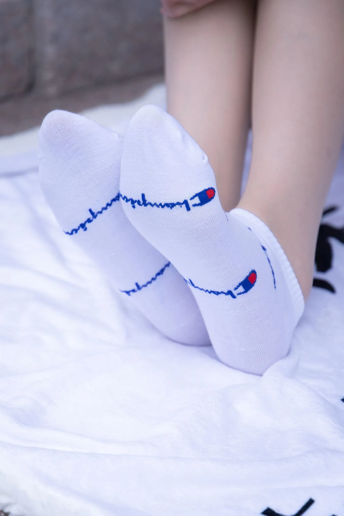 [BoBoSocks袜啵啵]NO.001 小甜豆-帆布鞋、白棉袜、肉丝 [138P]插图4